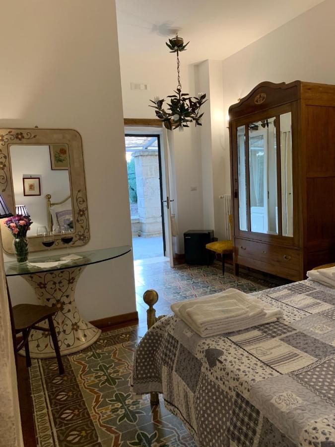 Вилла Farm Agriturismo Masseria Chiusurella Корато Экстерьер фото