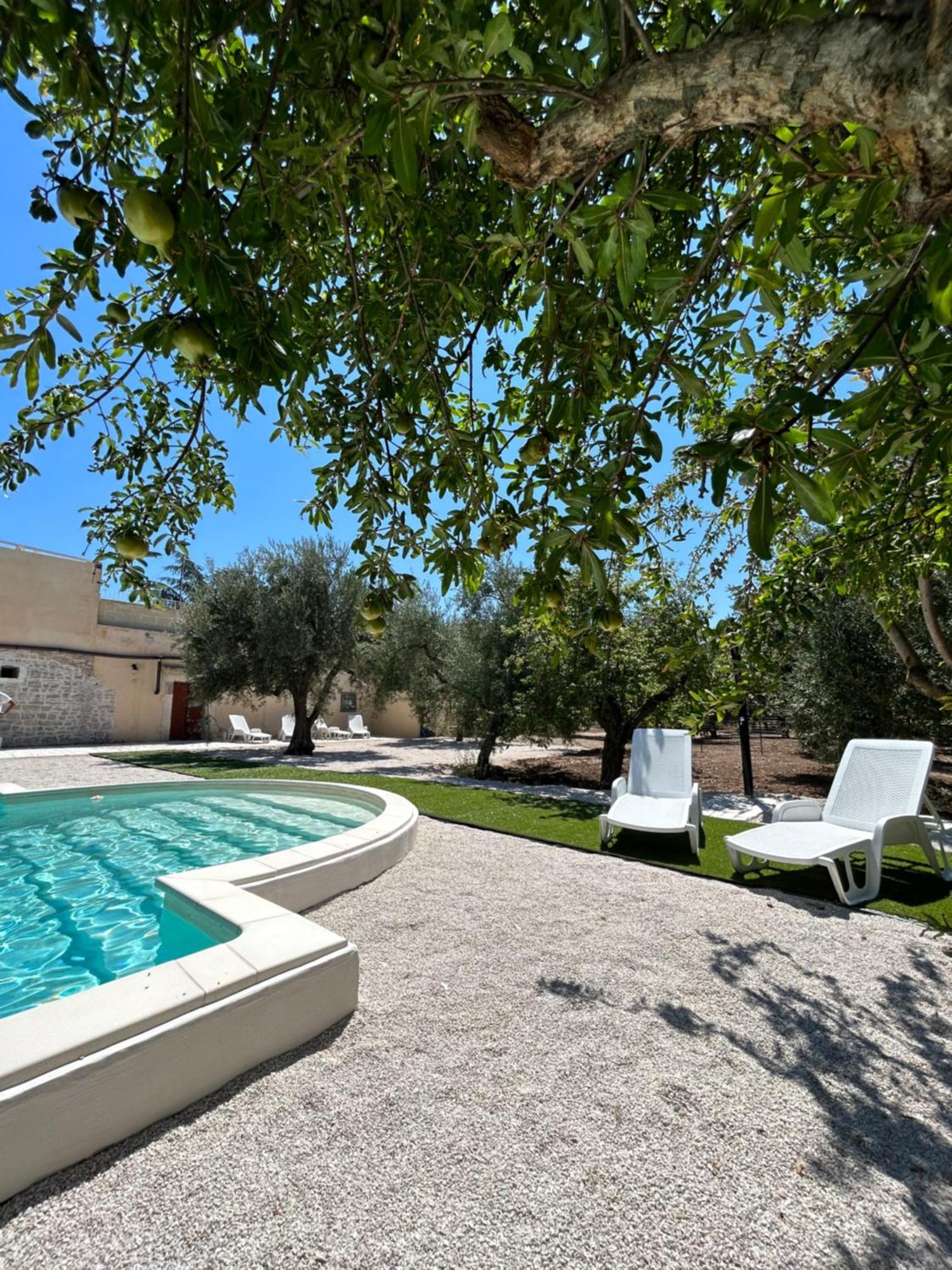 Вилла Farm Agriturismo Masseria Chiusurella Корато Экстерьер фото